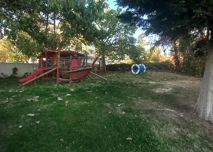 Sea View Kabakum 公寓