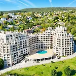 Sea View Kabakum Apartment Varna